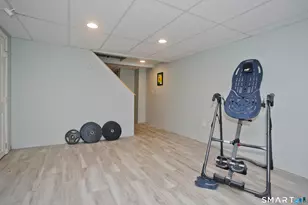 60 Barry Ln, Simsbury, CT 06070 - Photo 25