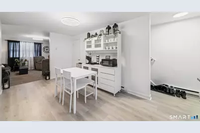 1081 New Haven Road #APT 6G, Naugatuck, CT 06770 - Photo 5