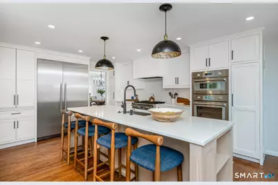 29 Walmsley Road, Darien, CT 06820 - Photo 9