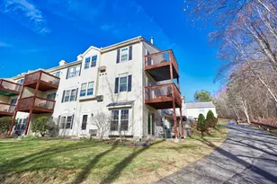 144 Spyglass Ct, Torrington, CT 06790 - Photo 3