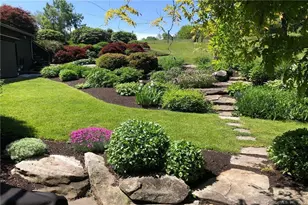 11 Rolling Hills Dr, Sharon, CT 06069 - Photo 9