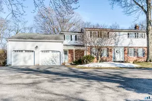 270 Higby Rd, Middletown, CT 06457 - Photo 3