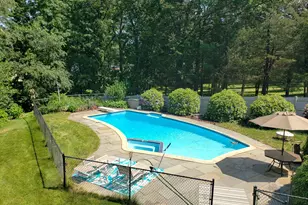 270 Higby Rd, Middletown, CT 06457 - Photo 35