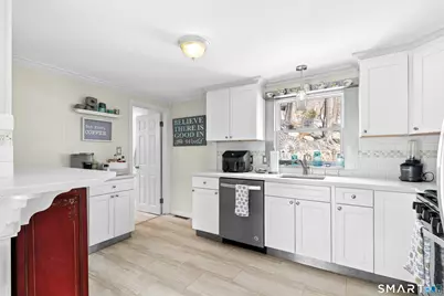 35 Cherokee Trail, Shelton, CT 06484 - Photo 9