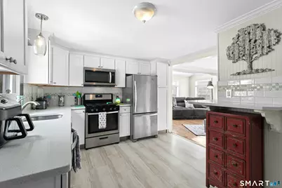 35 Cherokee Trail, Shelton, CT 06484 - Photo 11