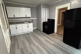 28 Hill St, Waterbury, CT 06704 - Photo 1