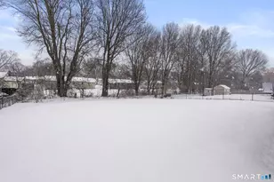 23 Farmstead Cir, Bloomfield, CT 06002 - Photo 23