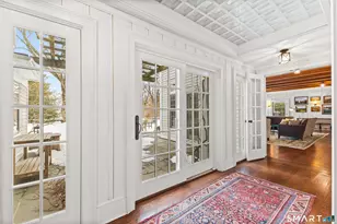 422 Scofieldtown Rd, Stamford, CT 06903 - Photo 19