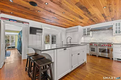 422 Scofieldtown Road, Stamford, CT 06903 - Photo 7