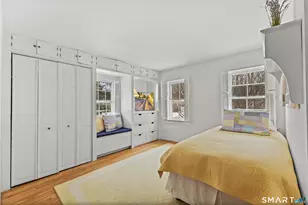 422 Scofieldtown Rd, Stamford, CT 06903 - Photo 25