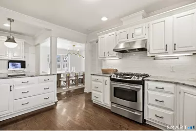 5 Halliwell Drive, Stamford, CT 06902 - Photo 13