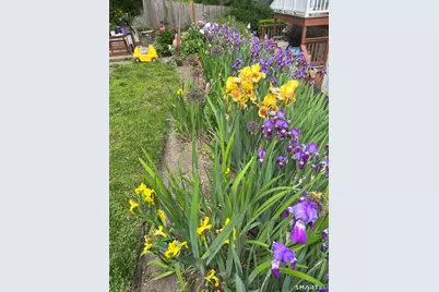 5 Halliwell Drive, Stamford, CT 06902 - Photo 33