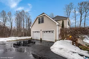 10 Stonewall Ln, Clinton, CT 06413 - Photo 3