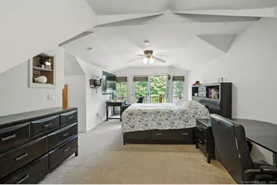 68 Old Dike Road, Trumbull, CT 06611 - Photo 21