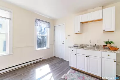 23 Beacon Street, Waterbury, CT 06704 - Photo 9