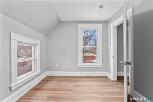 31 Alton St, Waterbury, CT 06705 - Photo 23