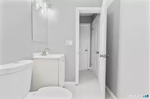 31 Alton St, Waterbury, CT 06705 - Photo 11