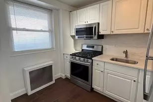 91 Strawberry Hill Ave, Stamford, CT 06902 - Photo 3