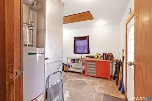 131 Mountain View Ave, Bristol, CT 06010 - Photo 31