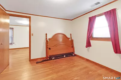 131 Mountain View Avenue, Bristol, CT 06010 - Photo 15