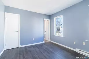 27 Beacon St, Waterbury, CT 06704 - Photo 3