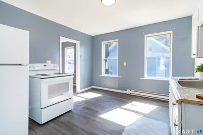 27 Beacon Street, Waterbury, CT 06704 - Photo 17