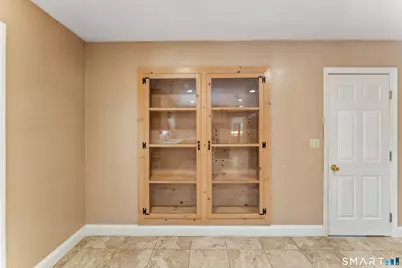 6 Crestwood Drive, Newtown, CT 06482 - Photo 9