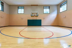 1 Arrowwood Ct, Middlebury, CT 06762 - Photo 9