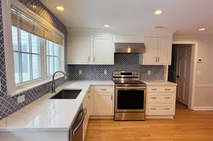 1091 Round Hill Rd, Fairfield, CT 06824 - Photo 7