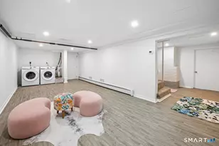 1091 Round Hill Rd, Fairfield, CT 06824 - Photo 21