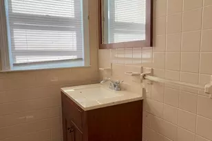 168 Alfred St, Bridgeport, CT 06605 - Photo 9