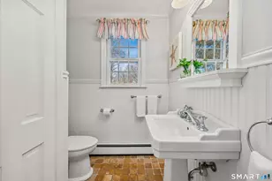 610 Unquowa Rd, Fairfield, CT 06824 - Photo 25