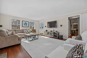 610 Unquowa Rd, Fairfield, CT 06824 - Photo 11