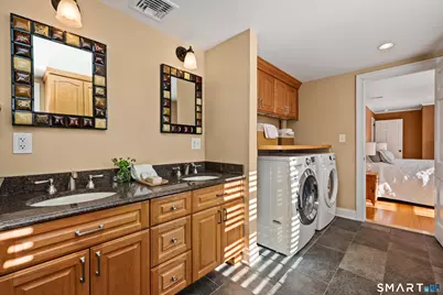 610 Unquowa Road, Fairfield, CT 06824 - Photo 31