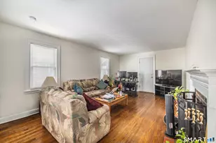 61 Astoria Ave, Bridgeport, CT 06604 - Photo 3