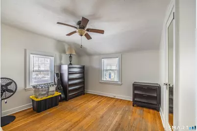 61 Astoria Avenue, Bridgeport, CT 06604 - Photo 17