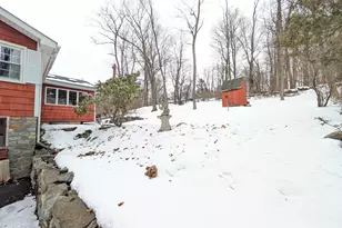 3 Frisbie St, New Fairfield, CT 06812 - Photo 5