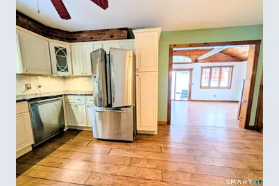 3 Frisbie Street, New Fairfield, CT 06812 - Photo 15