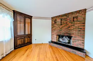 3 Frisbie St, New Fairfield, CT 06812 - Photo 23