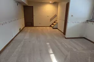 210 Treadwell St, Hamden, CT 06517 - Photo 7