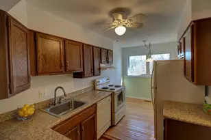 412 Pilgrim Harbor, Wallingford, CT 06492 - Photo 3