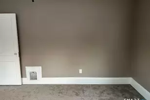 1 Fernwood St, Wethersfield, CT 06109 - Photo 35