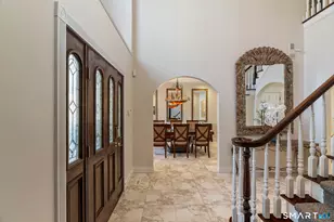 13 Chatsworth Pl, Farmington, CT 06032 - Photo 5