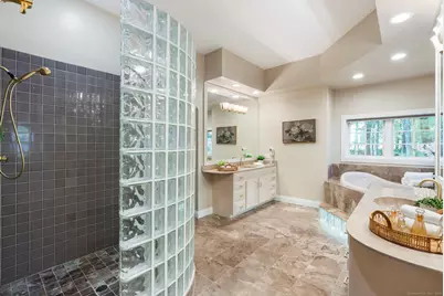 13 Chatsworth Place, Farmington, CT 06032 - Photo 23