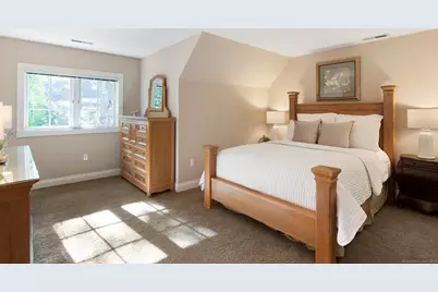 13 Chatsworth Place, Farmington, CT 06032 - Photo 25