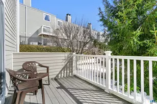 71 Aiken St, Norwalk, CT 06851 - Photo 3