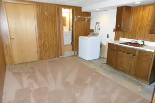 51 Hughes St, East Haven, CT 06512 - Photo 17