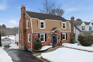 123 Argyle Ave, West Hartford, CT 06107 - Photo 3