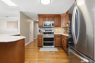 140 Dowd St, Newington, CT 06111 - Photo 13