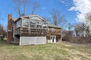 409 Boston St, Guilford, CT 06437 - Photo 5